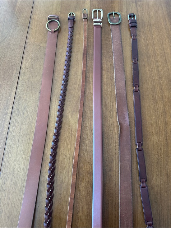 Accessories - Assorted mixed lot of brown Leather belts